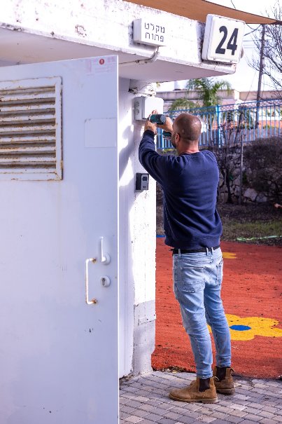 התקנת Wi:Fi במקלטים בשלומי.