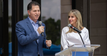 תרומת ענק. סוזן ומייקל דל.