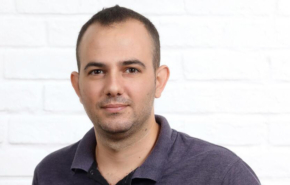 מתן שרון, סמנכ"ל הטכנולוגיות של אמן דיגיטל מקבוצת אמן.