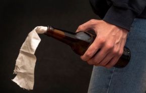 נעצר ויעמוד לדין בהאשמות חמורות. זורק בקבוק התבערה לעבר ביתו של אלטמן, מנכ"ל OpenAI.