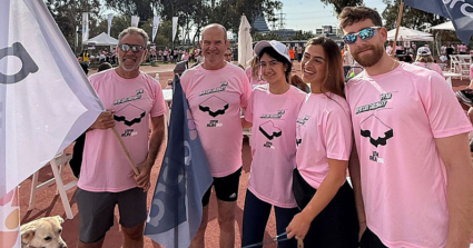מימין: רון, מיטב, דניאלה אוזון, שי אוזון ונעם זיו.