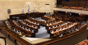 היי-טק? חברי הכנסת נמצאים במקום אחר.