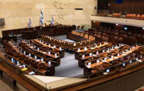 היי-טק? חברי הכנסת נמצאים במקום אחר.