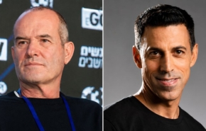 מימין לשמאל: אלי אדדי, מנכ"ל סלקום ו-שי אוזון, מנכ"ל אברא.