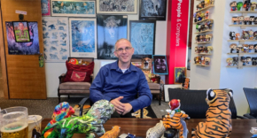 "כשאתה נותן אתה קבל אפילו יותר". דורון רייזל