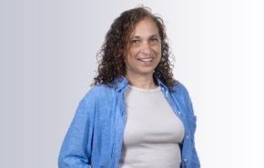 ד"ר שרון ילוב הנדזל, ראש התוכנית לתואר שני במערכות תבוניות ומומחית לבינה מלאכותית, באפקה המכללה האקדמית להנדסה בת"א.