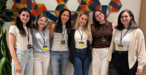 מימין: ורוניקה סנדרוביץ, חוקרת אבטחה בפאלו אלטו; ספיר שניידר, חוקרת סייבר בכירה במיקרוסופט; ליאור פתיחה - חוקרת אבטחהב-XM Cyber; ליאת חיון, סמנכ"לית ניהול מוצר ב-טנאבל; שלי קליין, ראש צוות מחקר אבטחה בטנאבל; דניאלה שלו, חוקרת אבטחה בחברת דרים.