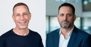 מימין לשמאל: עופר מילבסקי, מנכ"ל סאפ ישראל, ו-אבי שטיינהוף, EVP פתרונות סאפ באברא.
