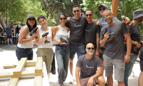 עובדי סיילספורס משדרגים את "בית ארזים".