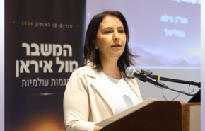 גילה גמליאל, שרת המדע והחדשנות, וחברת הקבינט המדיני-ביטחוני.