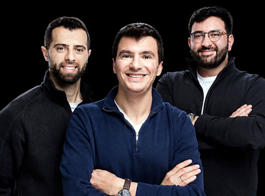 מייסדי אוליגו סקיוריטי. מימין: גל אלבז, סמנכ"ל הטכנולוגיות, נדב צ'רנינסקי, המנכ"ל, ואבשלום חילו, סמנכ"ל המוצר.