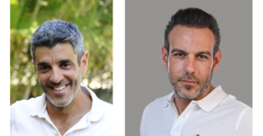מימין: רימון כהן, מנכ"ל YouCC, עמית שקד, מנכ"ל בלידר.