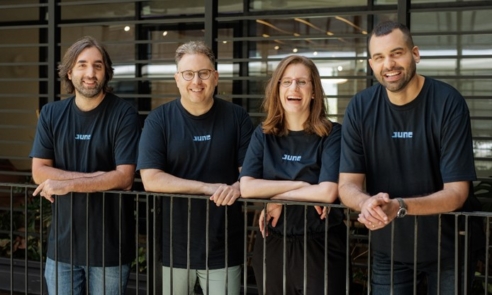 מייסדי June AI. מימין לשמאל: עידן ציטיאט, ה-CTO, אפרת רפופורט, המנכ"לית, ברק גולדשטיין, הנשיא, ואוהד חן, הארכיטקט הראשי.