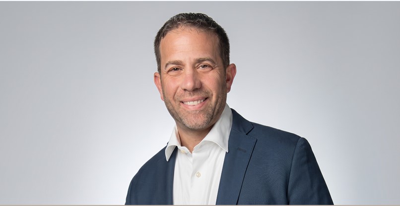 איירה רובינס, יו"ר, נשיא ומנכ"ל וואלי נשיונל בנק.