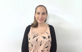 ניקול גור, מנהלת מערך התמיכה ב-ווייה גלובל.