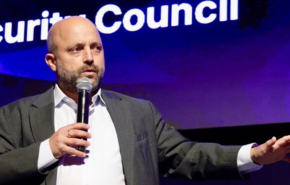 ד"ר אייל חולתא, לשעבר ראש המועצה לביטחון לאומי.
