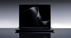 ה-Surface Laptop Ultra החדש של מיקרוסופט.