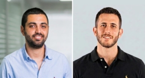 מימין לשמאל: גל בץ, מנהל הטכנולוגיות הראשי (CTO) של קבוצת קומפאי ורון אולו, מנכ"ל ומייסד קבוצת קומפאי.